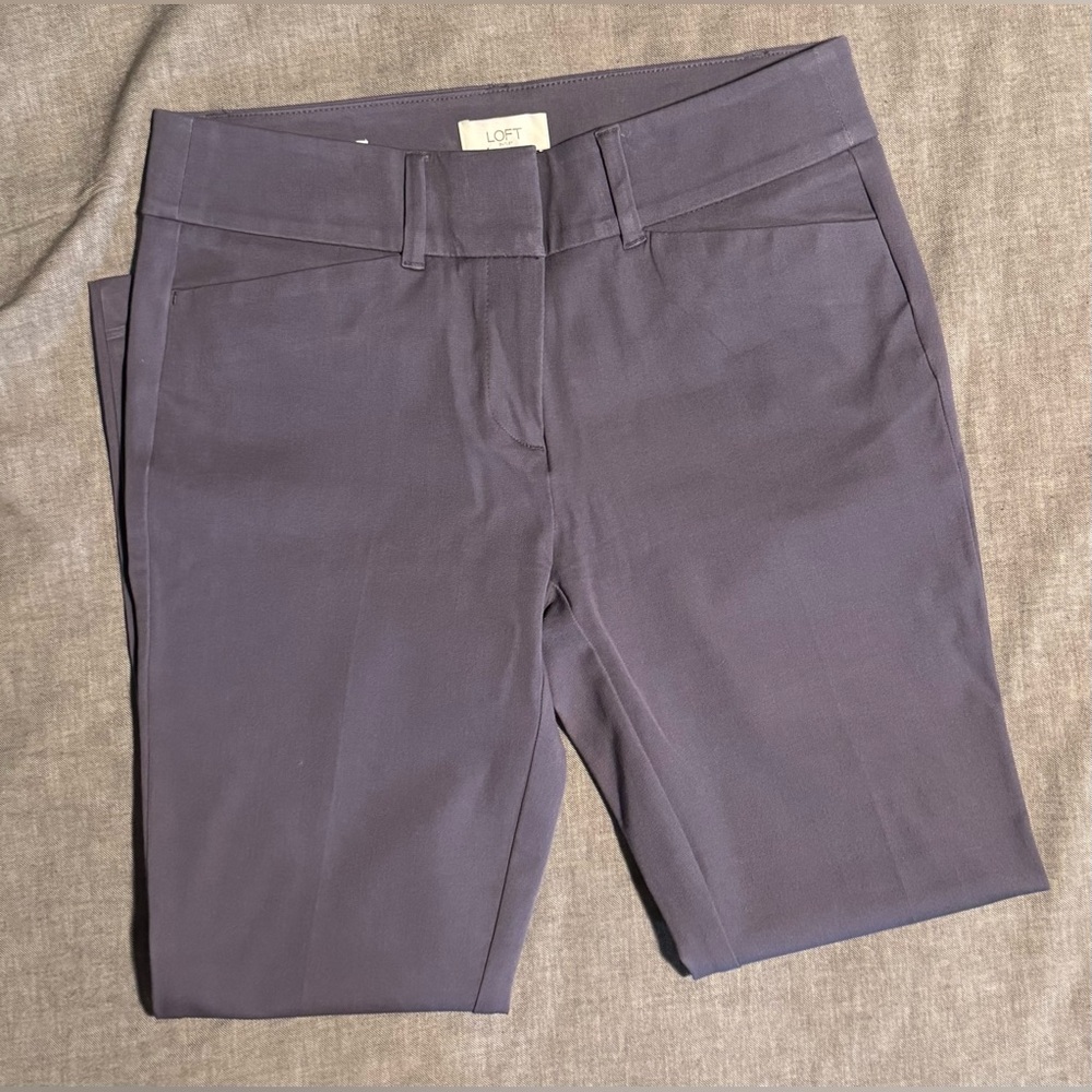 Loft Skinny Ankle Pants; Size 4 (Like new)